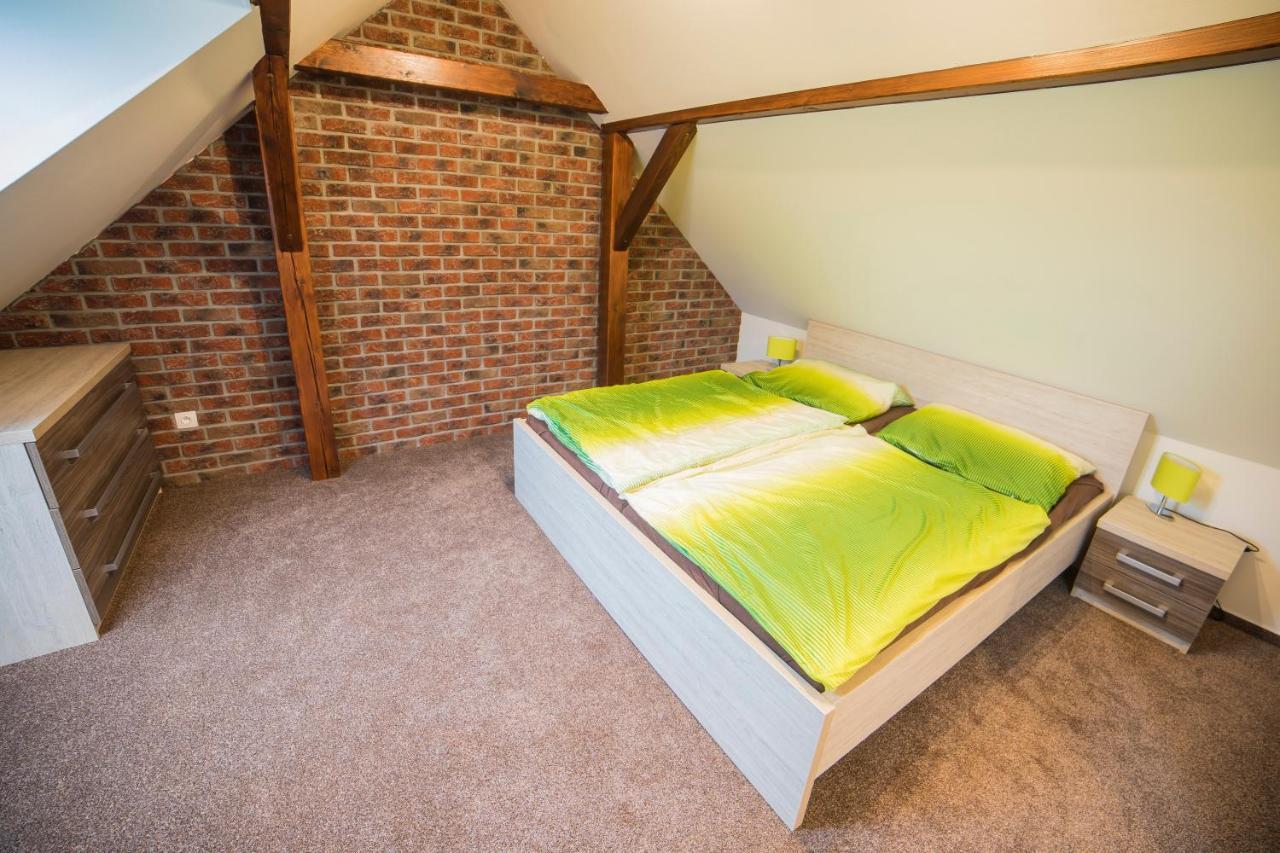 Apartman Dvorce Straz nad Nezarkou Ngoại thất bức ảnh