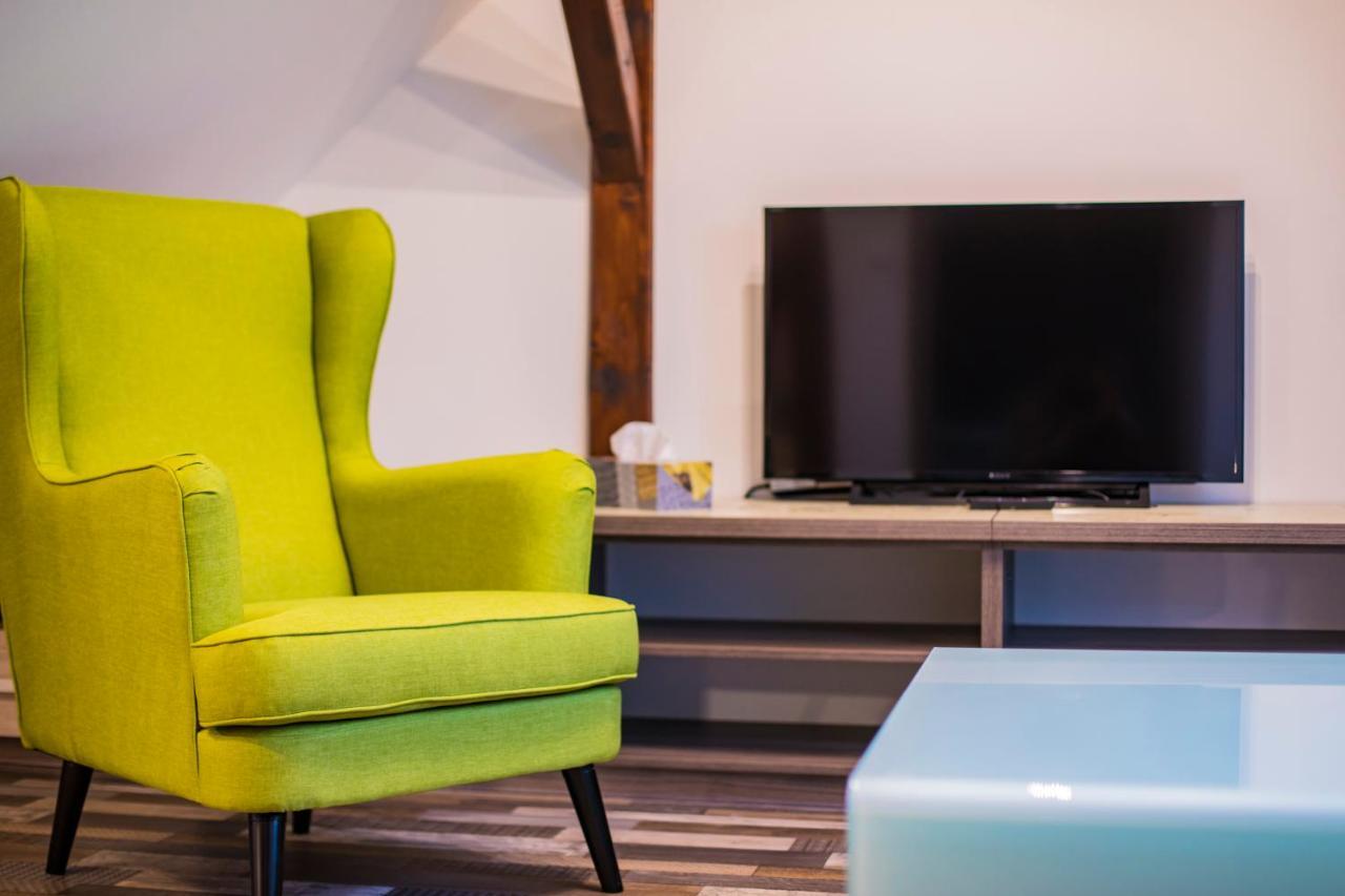 Apartman Dvorce Straz nad Nezarkou Ngoại thất bức ảnh